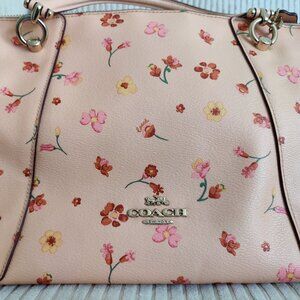 pink floral Coach Outlet Kelsey Satchel in GREAT CONDITION